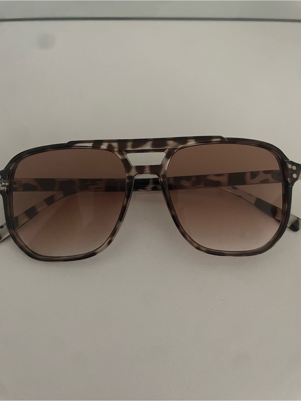 Tortoiseshell Brown Aviator Women's Sunglasses